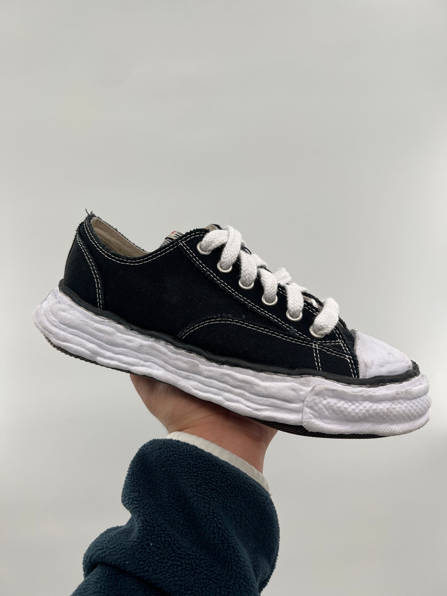MAISON MIHARA YASUHIRO PETERSON CANVAS LOW "BLACK"