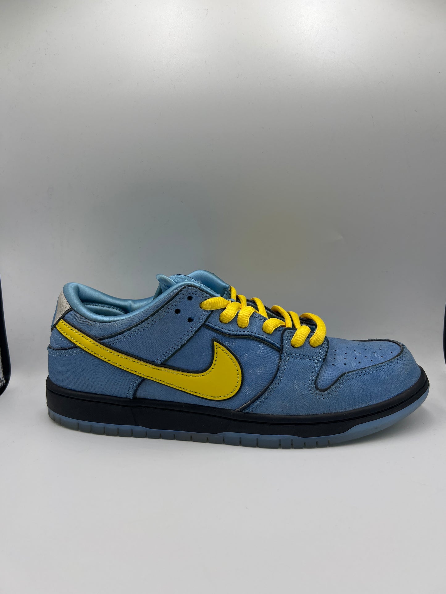 NIKE DUNK SB POWERPUFF "BUBBLES"