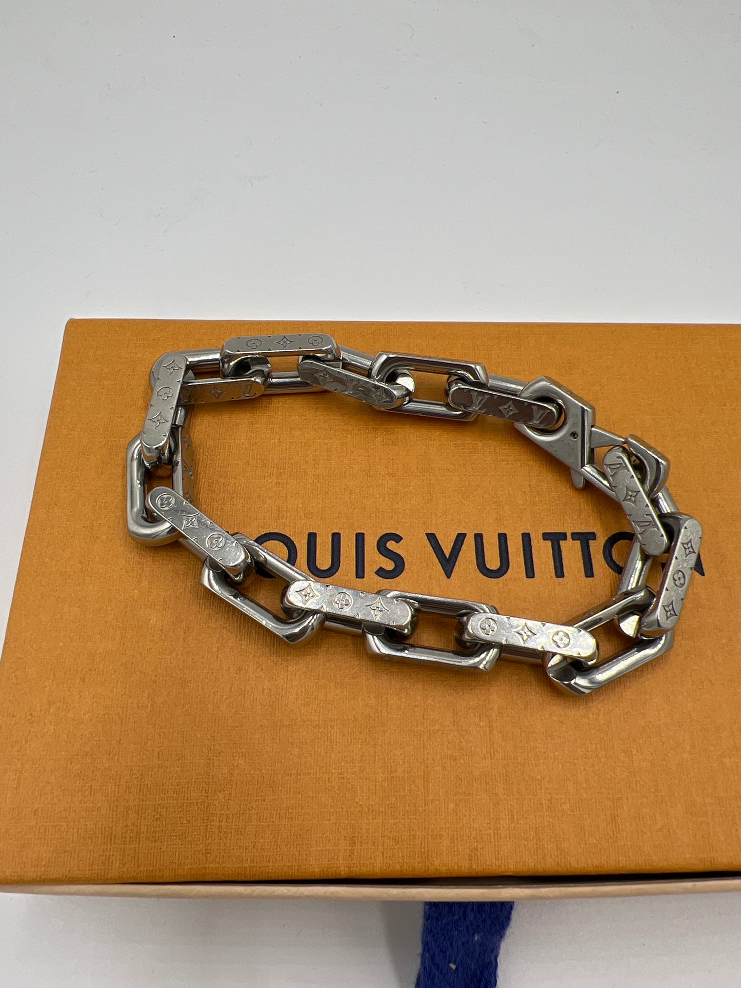 LOUIS VUITTON BRACELET STAINLESS STEEL