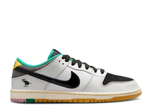 DUNK LOW SB X CSEF  "WHITE CLEAR EMERALD"