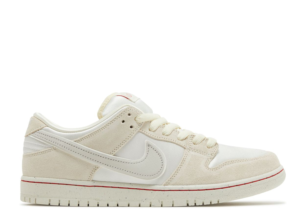 NIKE DUNK SB "LIGHT BONE"