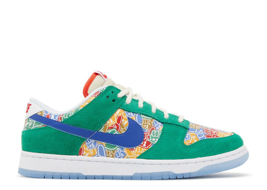 NIKE DUNK LOW "FOAM FINGER"