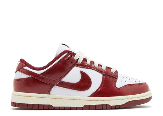 NIKE DUNK LOW "VINTAGE RED"