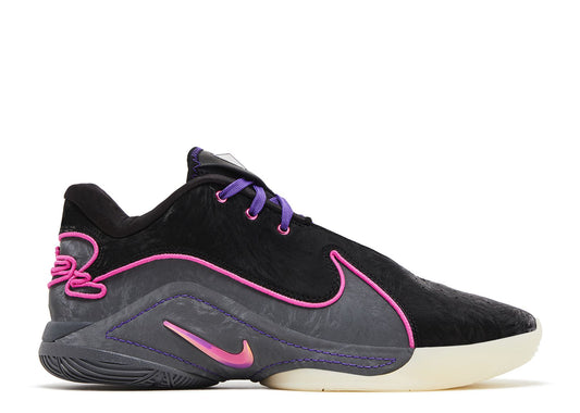 LEBRON 22 "BLACKLIGHT"
