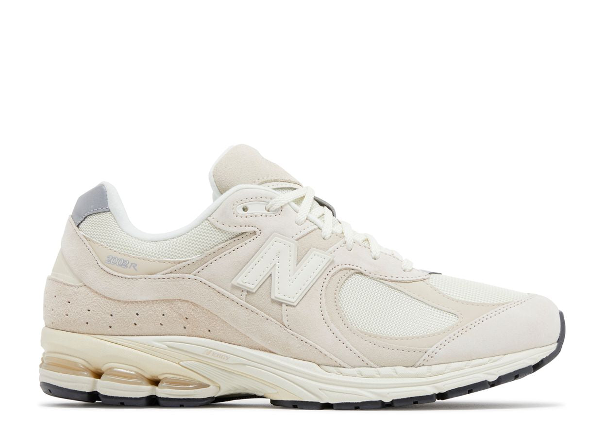 NEW BALANCE 2002R "CALM TAUPE"