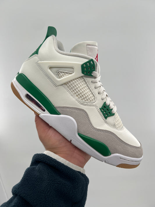 JORDAN 4 X SB "PINE GREEN"
