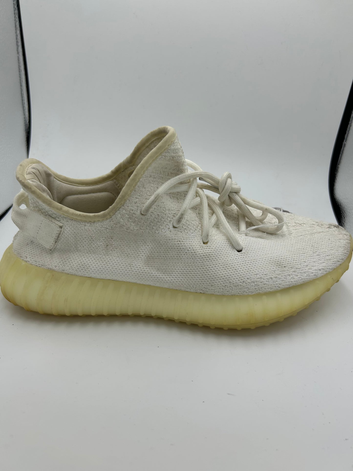 YEEZY 350v2 “CREAM” N.B.