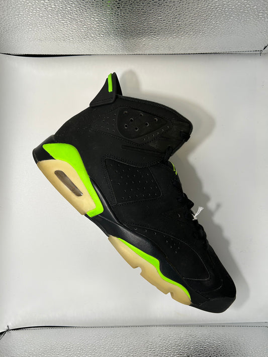 Jordan retro 6 “ electric green”