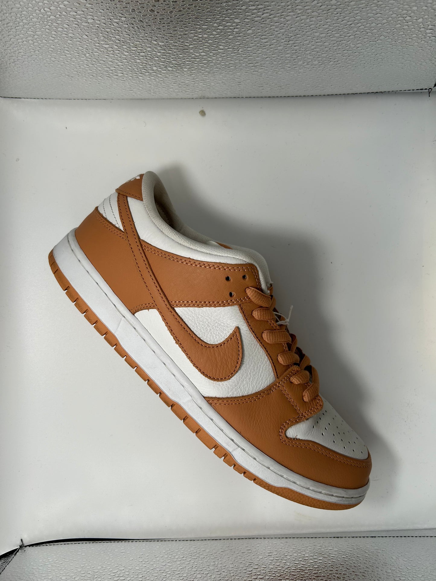 Nike SB dunk low Pro iso “ light cognac”