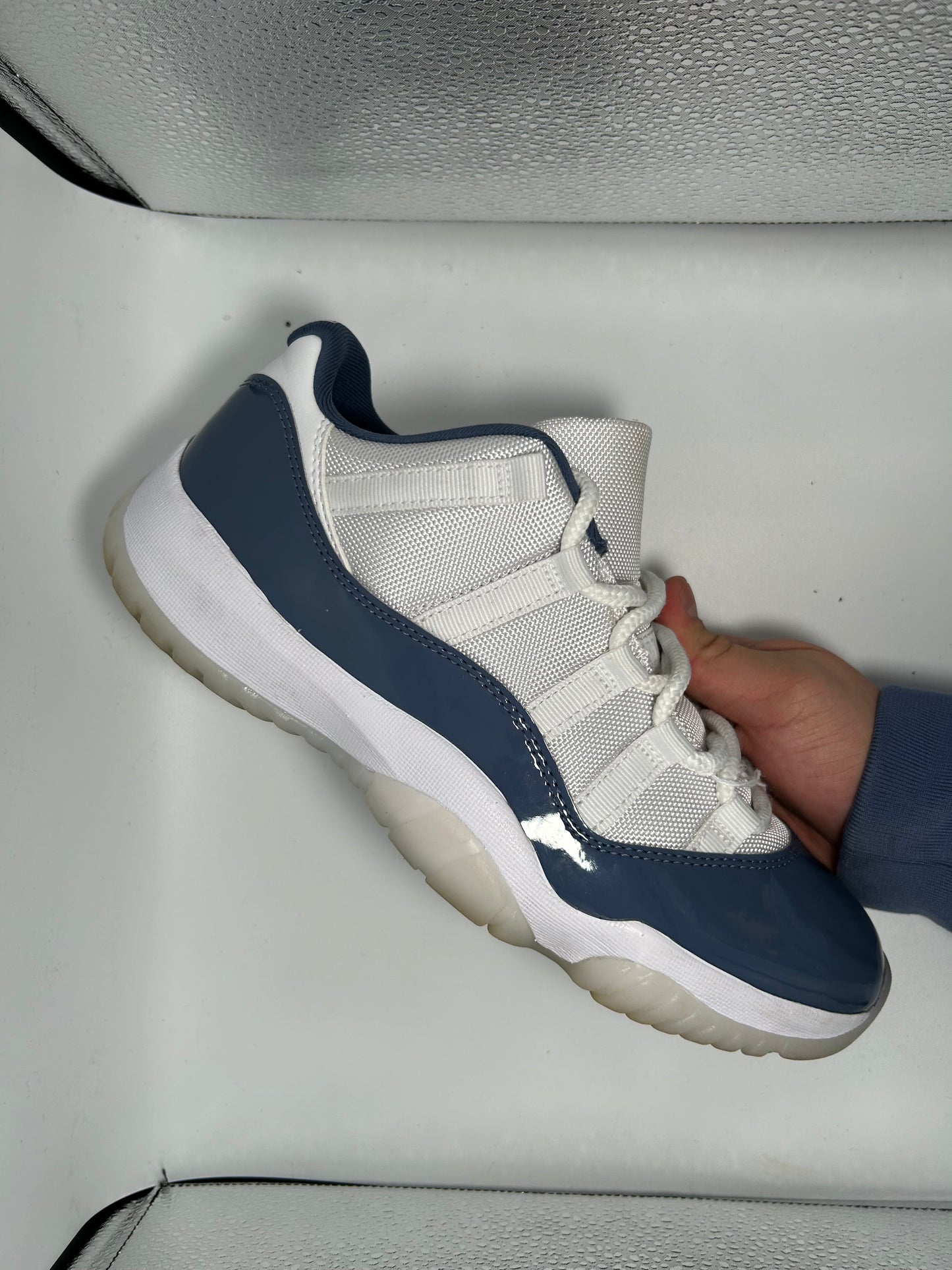 Jordan 11 low “diffused blue”