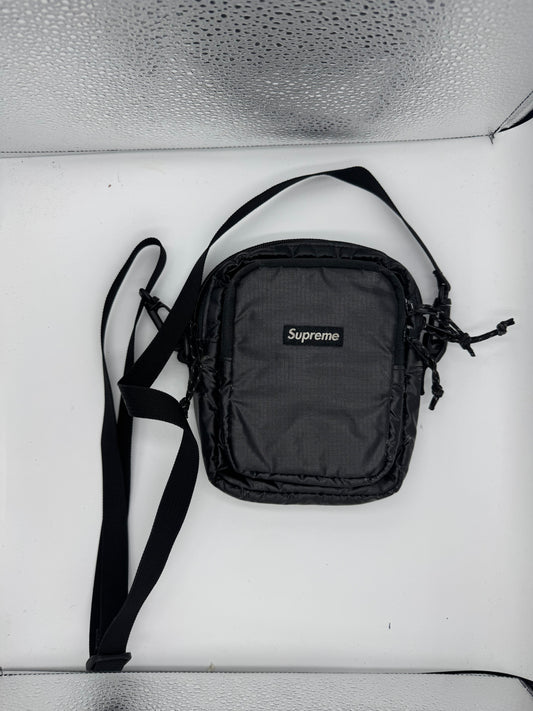 SUPREME Black Shoulder Bag