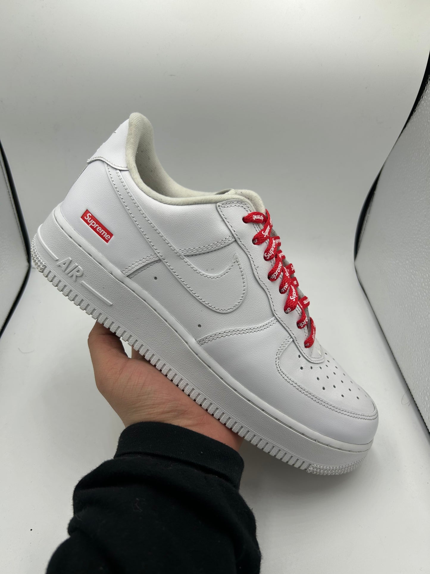 AIR FORCE 1 X SUPREME "WHITE"